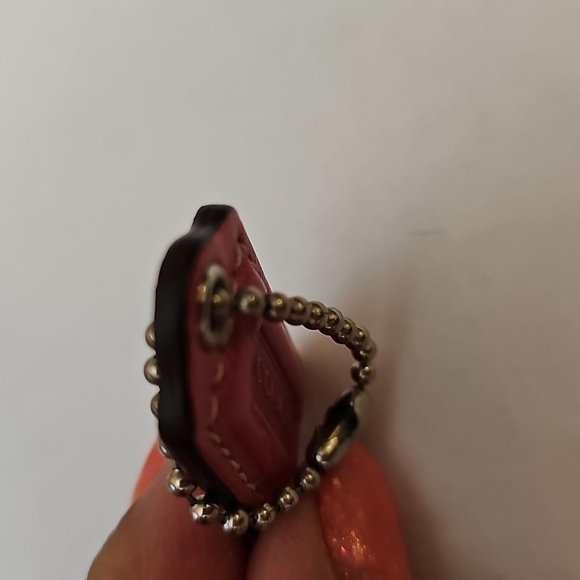 Coach Hang tag Pink Leather EUC - Picture 8 of 8